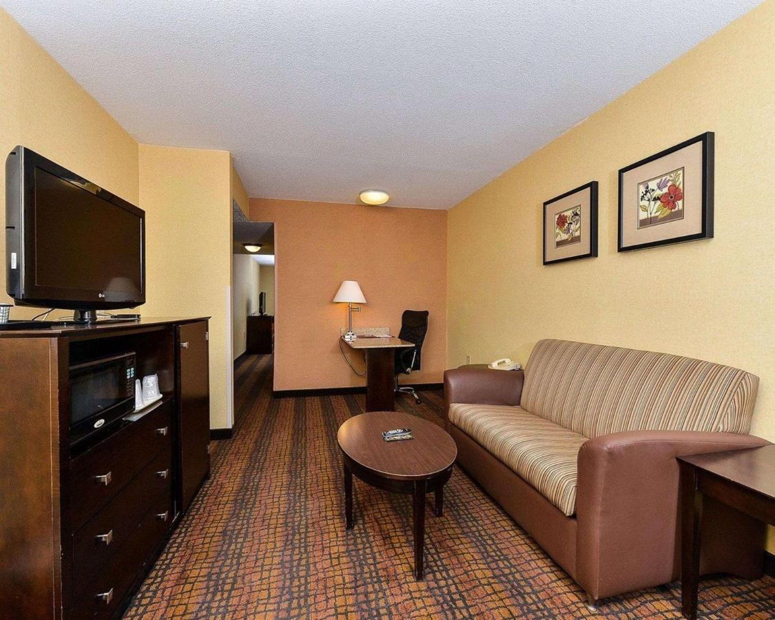 Tinton Falls Inn מראה חיצוני תמונה